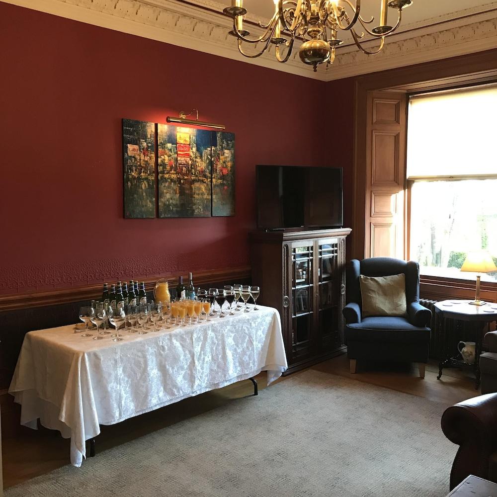 Ashtree House Hotel, Glasgow Airport & Paisley Bagian luar foto